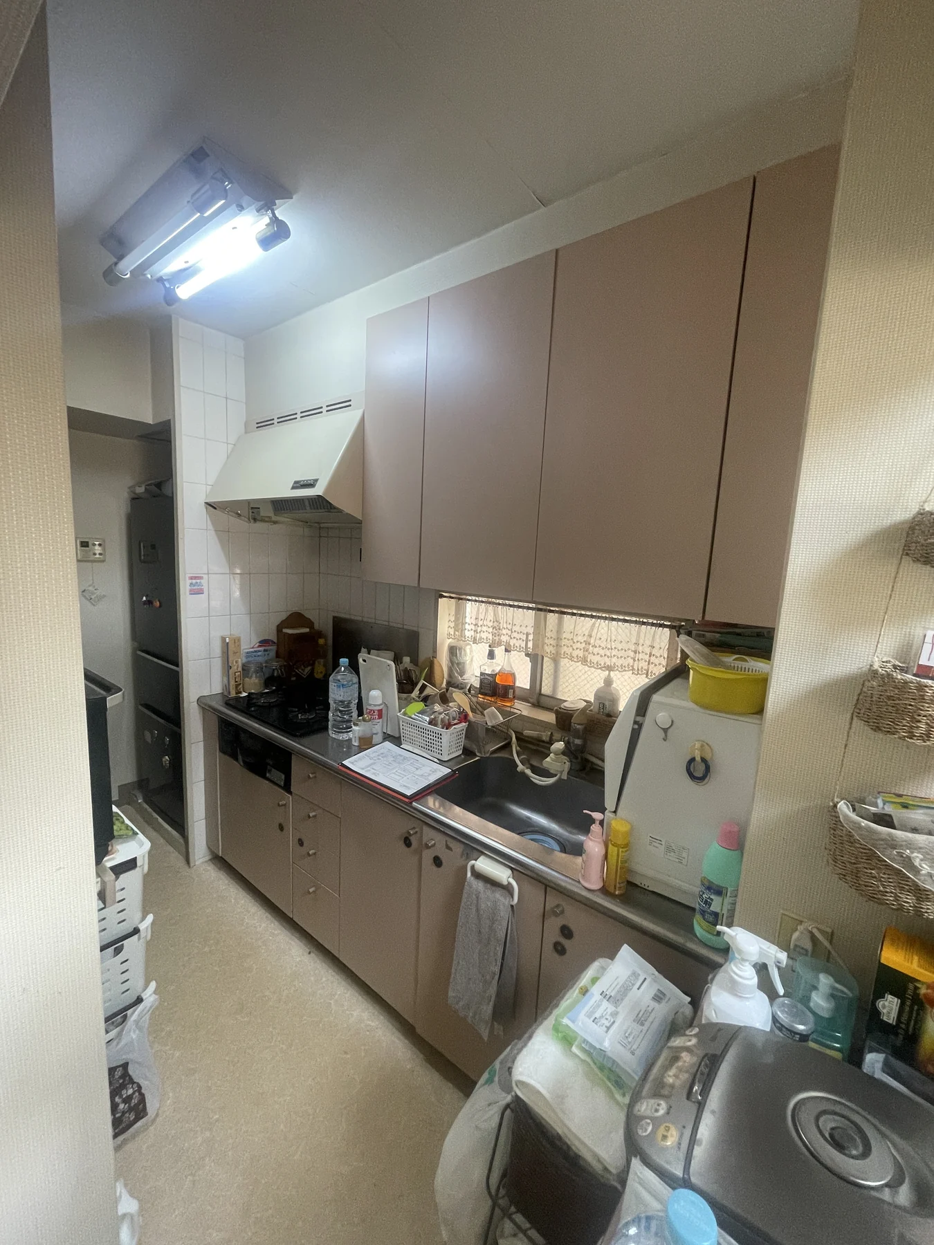兵庫県西宮市で行ったシステムキッチン交換の施工前写真